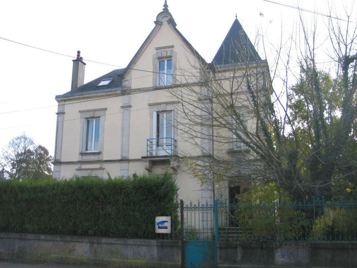 L'Appart'Hotel Vous Accueille Au Coeur De Chaumont Шомон Экстерьер фото